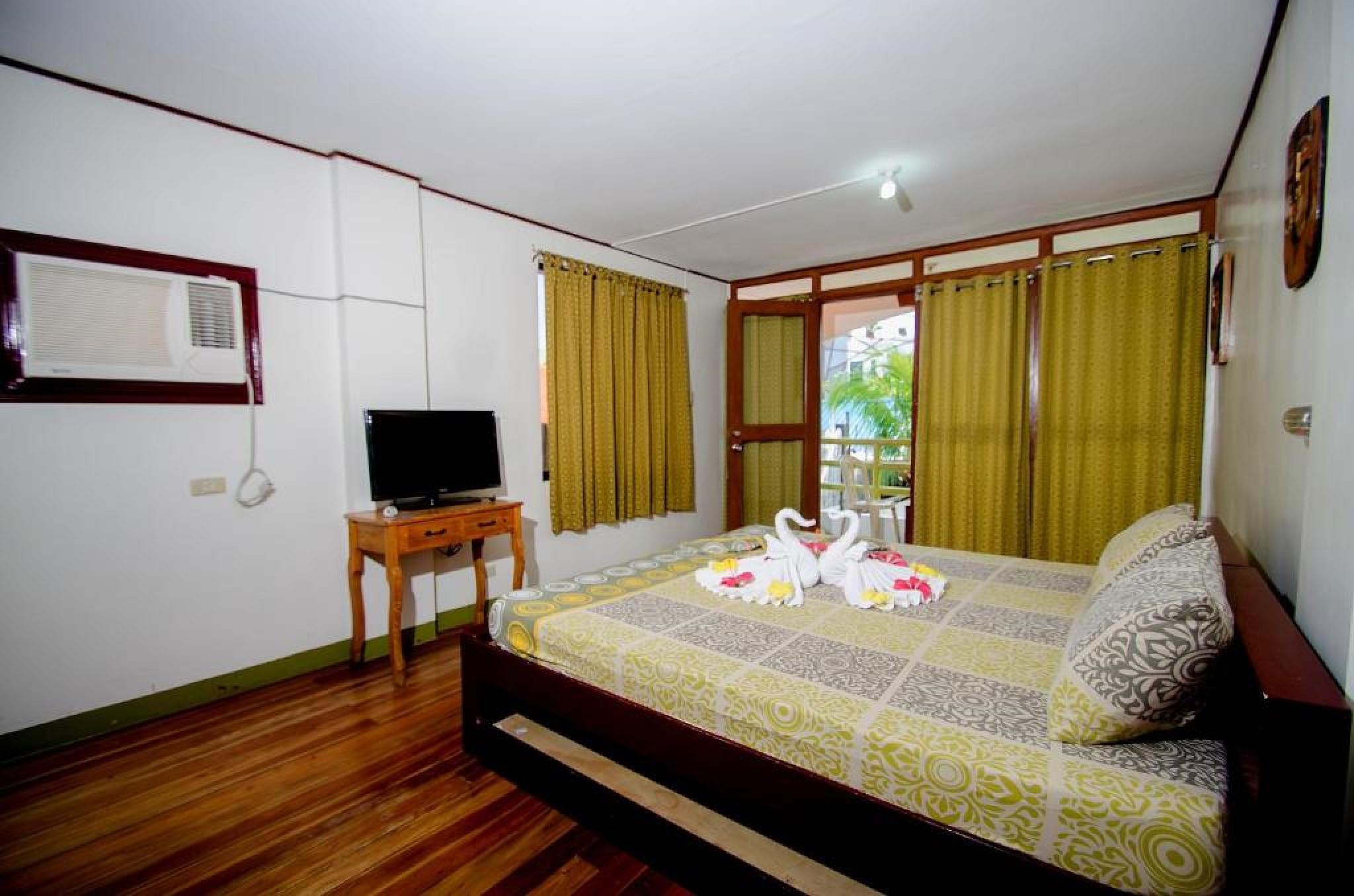 Reddoorz Plus @ Secret Garden Boracay Balabag Kültér fotó